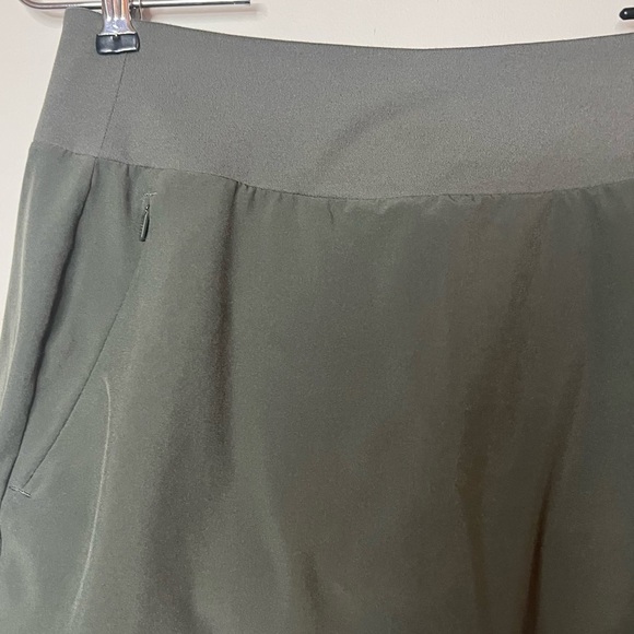 Athleta Green Soho Athletic Skort Skirt Sz 2 - Picture 3 of 6